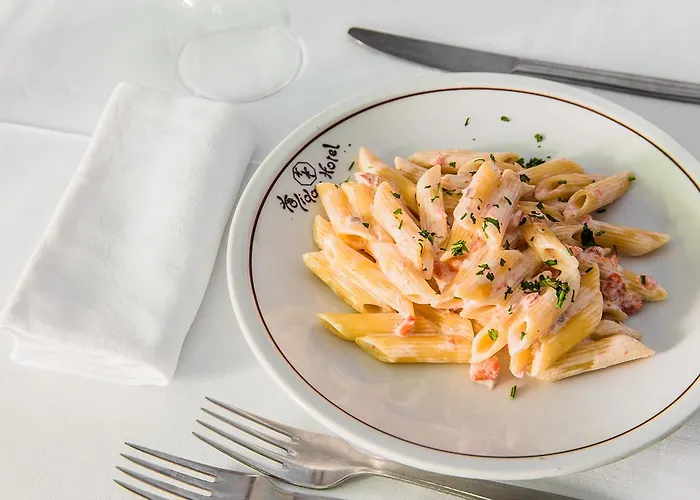 酒店 Holiday 米兰马瑞提那