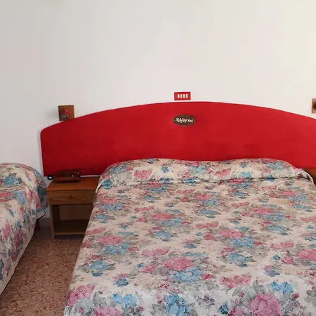 Szálloda Holiday Milano Marittima