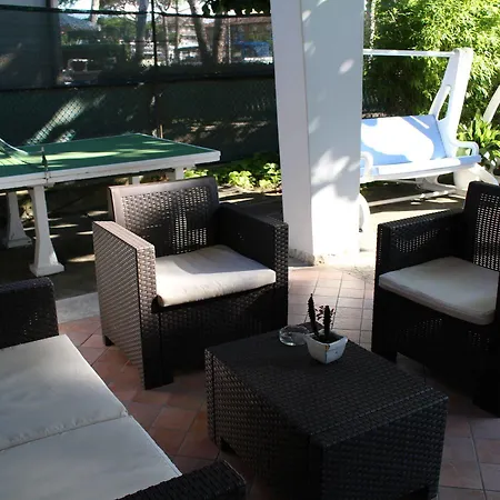 Holiday Szálloda 3*